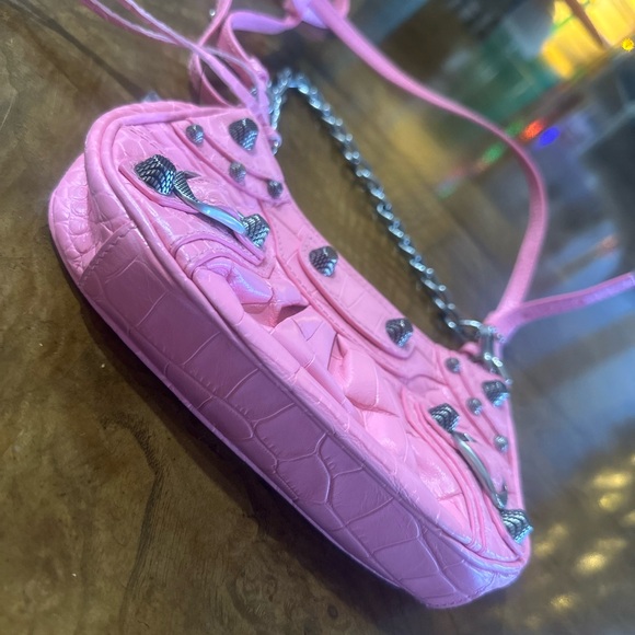 NWT Balenciaga Le Cagole in Sweet Pink new new new!!👛 - Picture 1 of 13